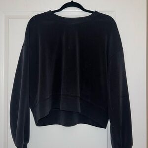 Lululemon Softstreme cropped sweatshirt
